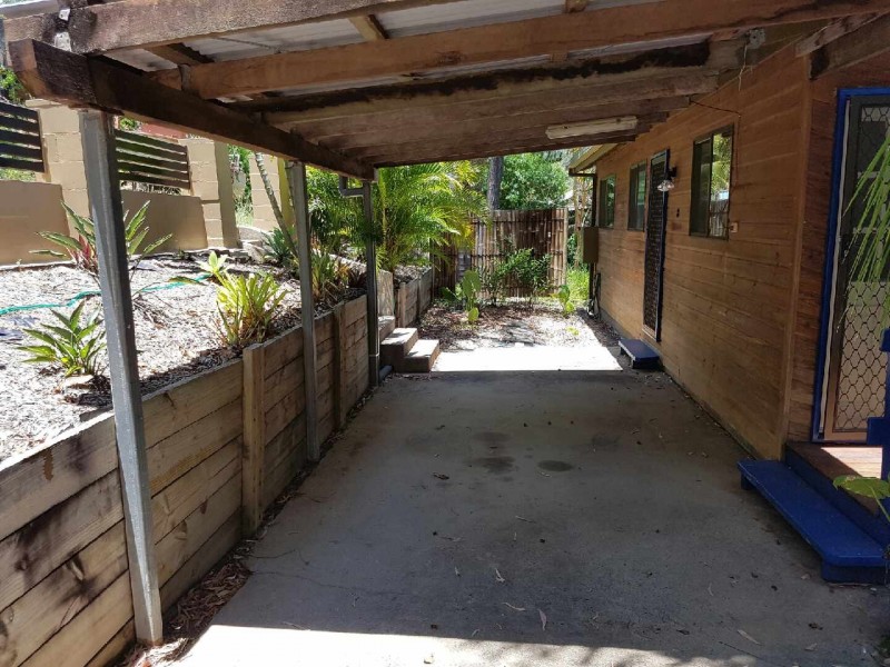 1/8 Warruga Street, Cannonvale QLD 4802