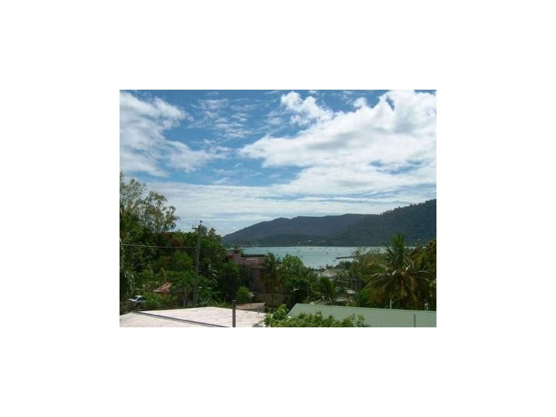 1/6 Begley Street, Airlie Beach QLD 4802