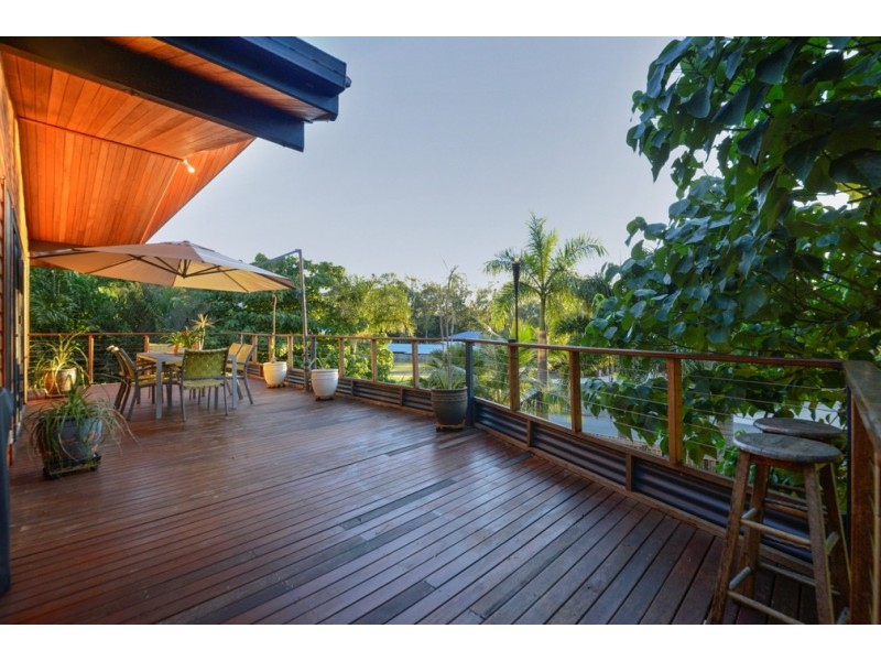 48 Eshelby Drive, Cannonvale QLD 4802