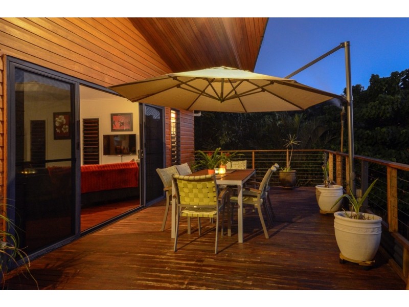 48 Eshelby Drive, Cannonvale QLD 4802