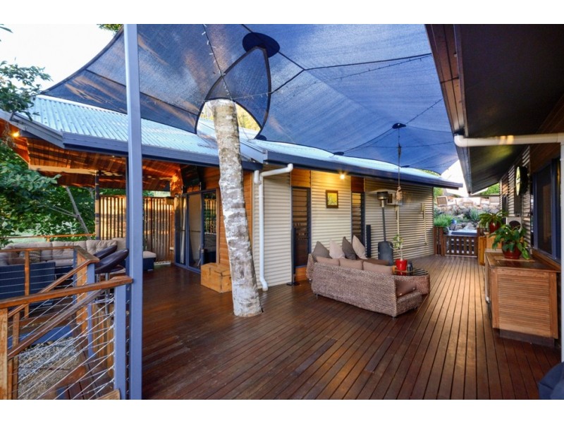 48 Eshelby Drive, Cannonvale QLD 4802