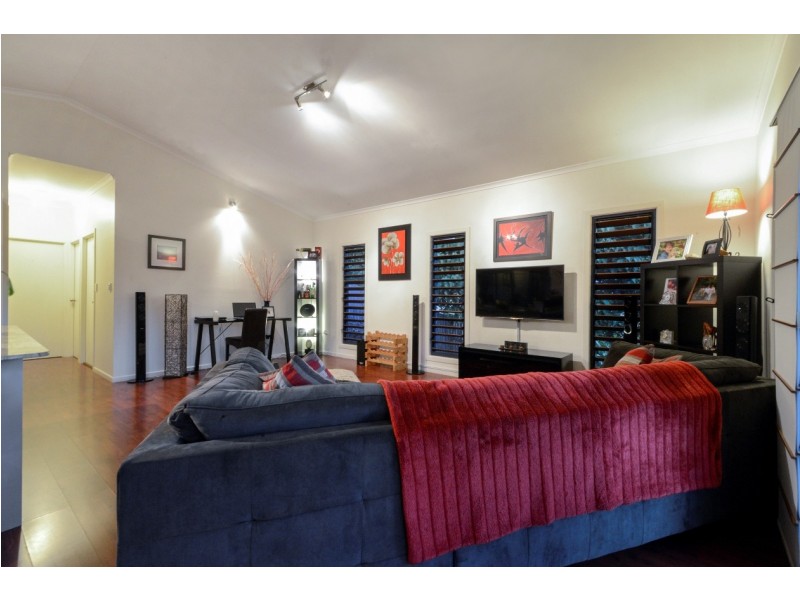 48 Eshelby Drive, Cannonvale QLD 4802