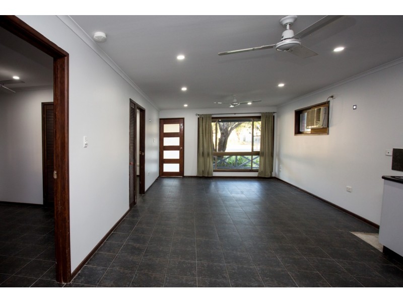 11/20 Pandanus Drive, Cannonvale QLD 4802