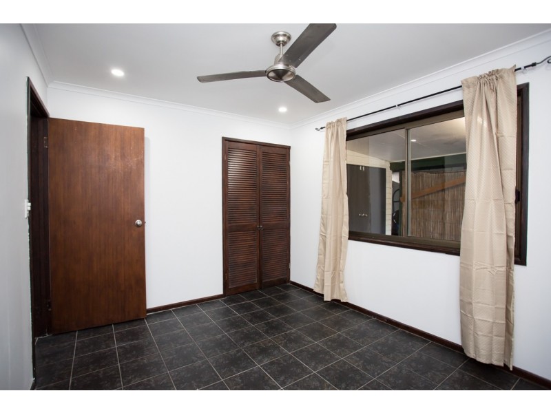 11/20 Pandanus Drive, Cannonvale QLD 4802