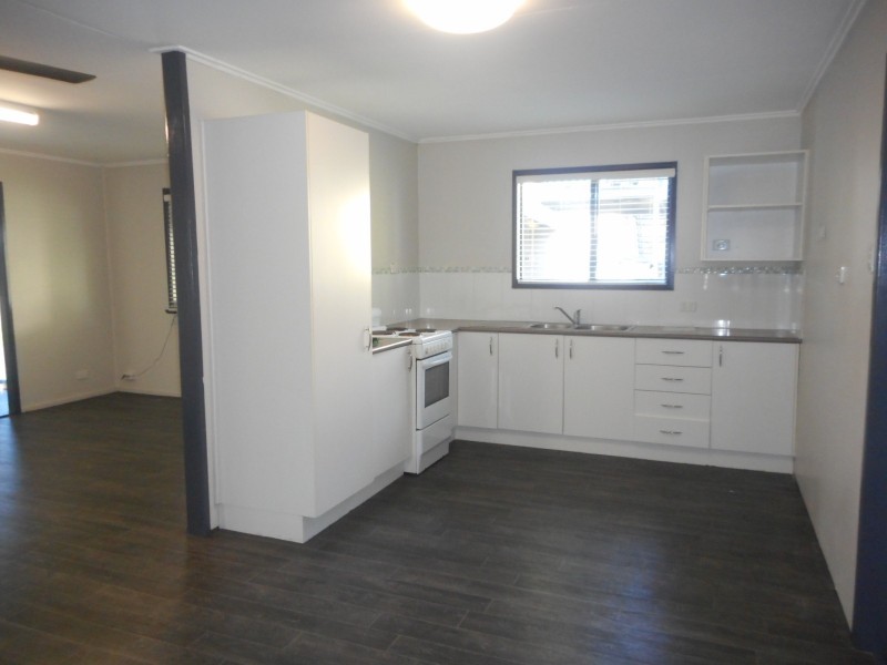 12 Schnapper Street, Cannonvale QLD 4802