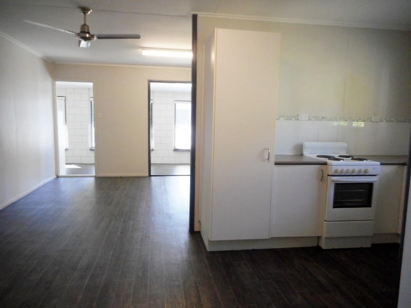 12 Schnapper Street, Cannonvale QLD 4802