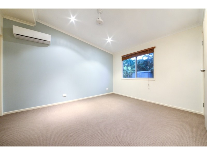 2 Picaninni Close, Cannonvale QLD 4802