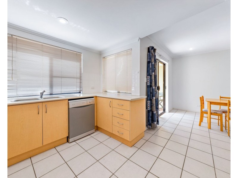 22/16 Beach Road, Cannonvale QLD 4802