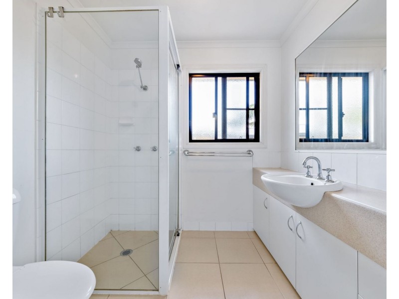 22/16 Beach Road, Cannonvale QLD 4802