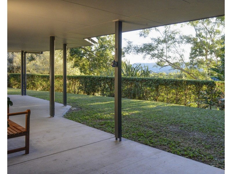 45 Kookaburra Drive, Cannonvale QLD 4802