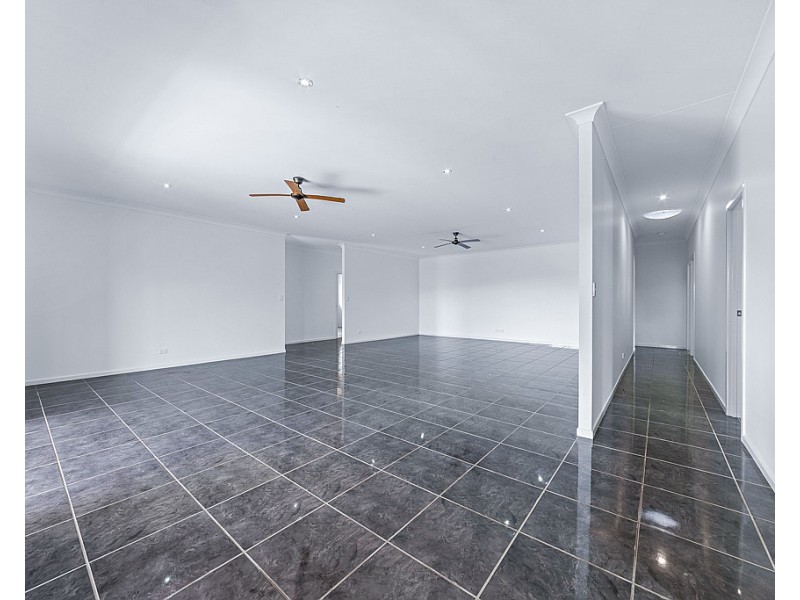 8 Mount Marlow Rise, Mount Marlow QLD 4800