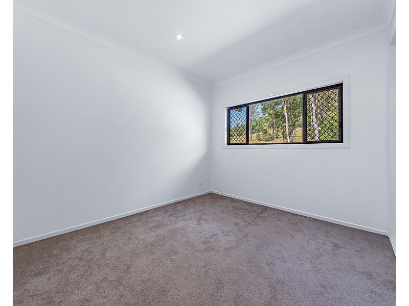 8 Mount Marlow Rise, Mount Marlow QLD 4800