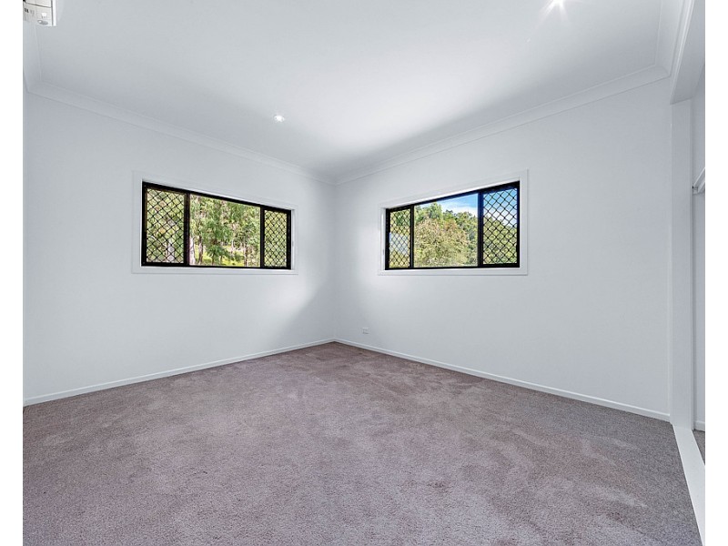 8 Mount Marlow Rise, Mount Marlow QLD 4800