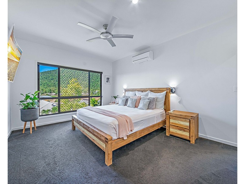 3 Scenic Ridge Drive, Cannonvale QLD 4802