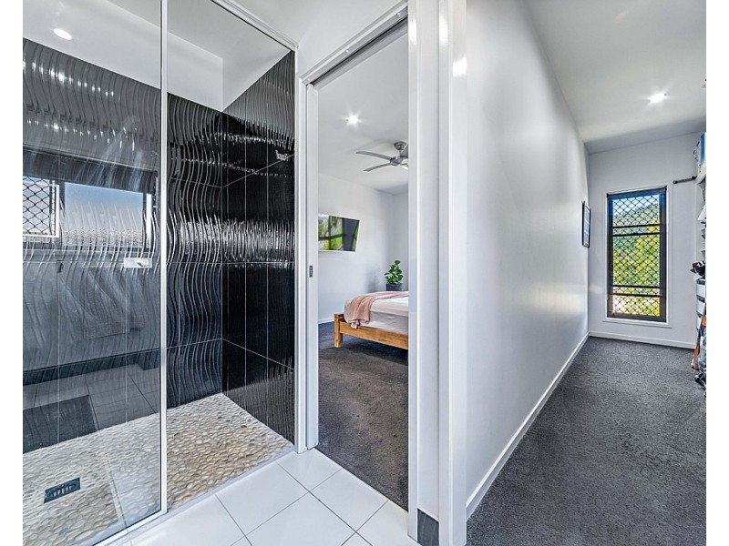 3 Scenic Ridge Drive, Cannonvale QLD 4802