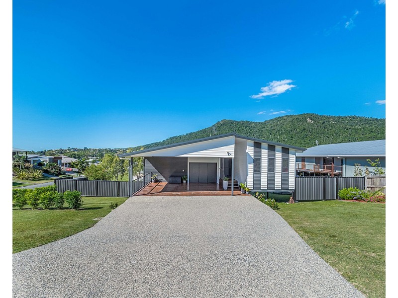 3 Scenic Ridge Drive, Cannonvale QLD 4802