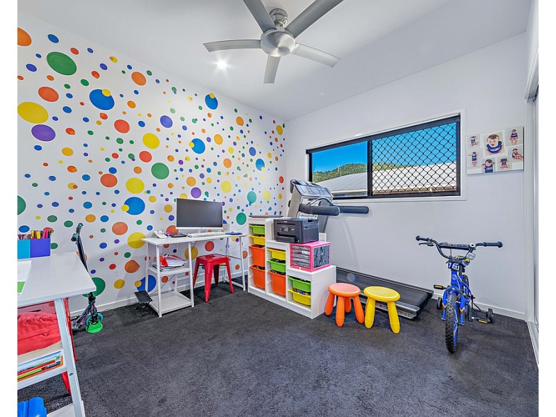 3 Scenic Ridge Drive, Cannonvale QLD 4802