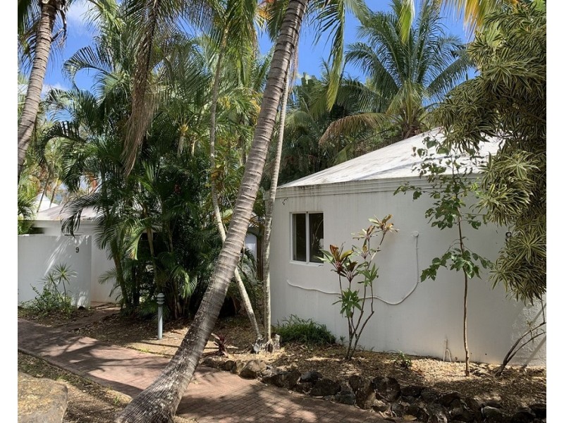 36a Stewart Drive, Cannonvale QLD 4802