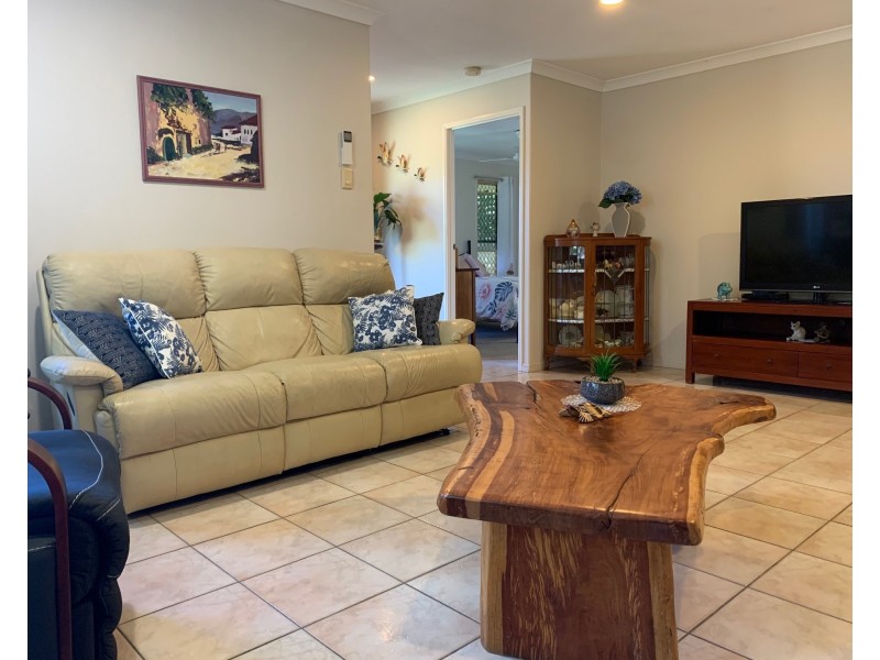 17 Bundesen Avenue, Midge Point QLD 4799