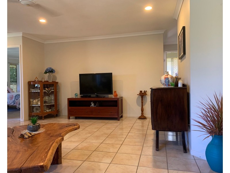 17 Bundesen Avenue, Midge Point QLD 4799