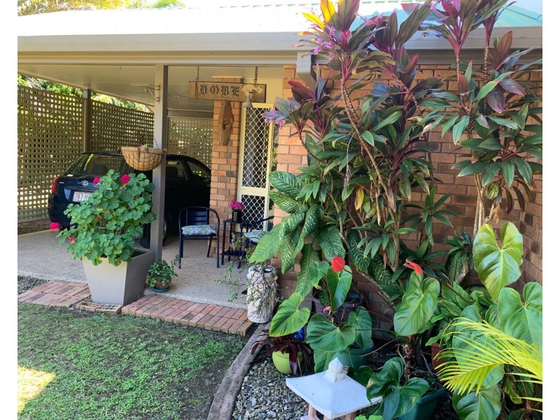 17 Bundesen Avenue, Midge Point QLD 4799