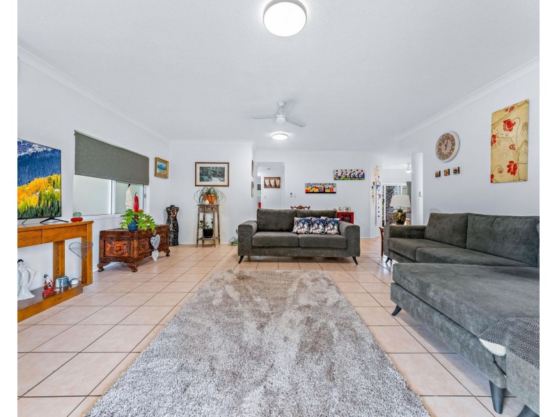 27/24 Pandanus Drive, Cannonvale QLD 4802