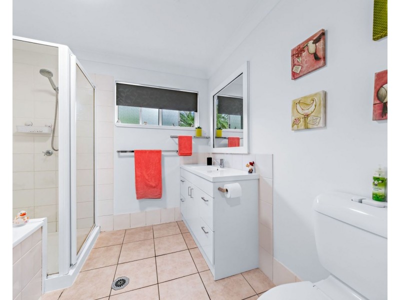27/24 Pandanus Drive, Cannonvale QLD 4802