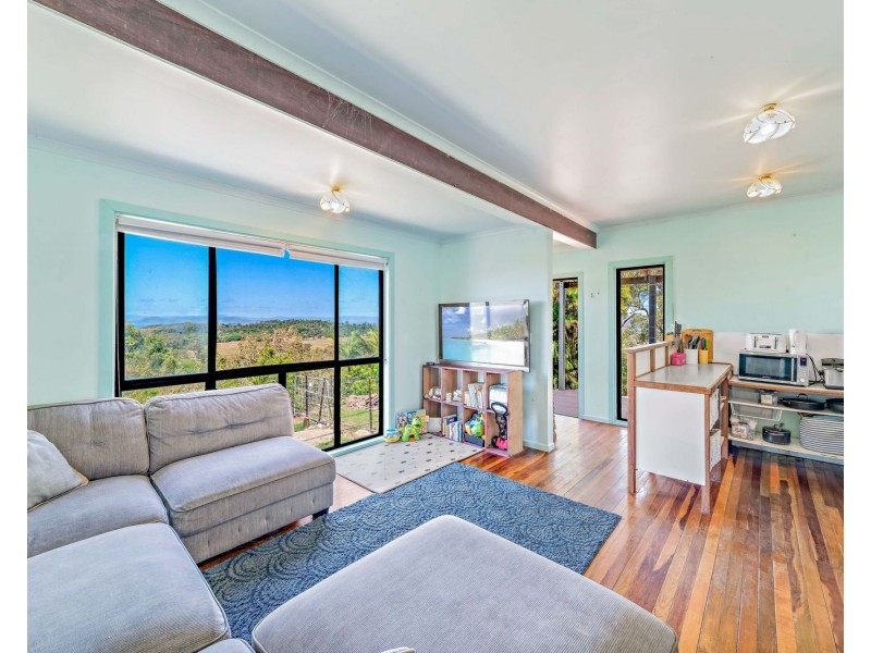 69 Allan Road, Conway QLD 4800