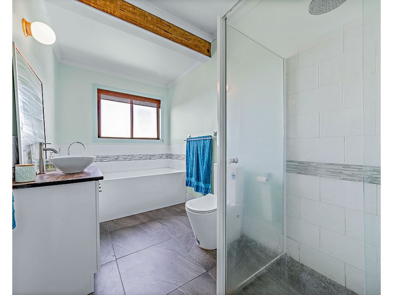 69 Allan Road, Conway QLD 4800