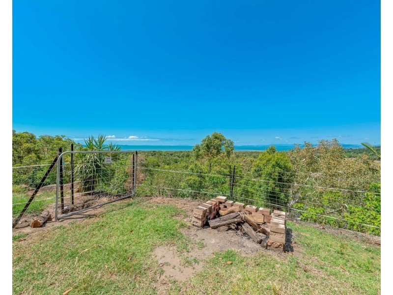 69 Allan Road, Conway QLD 4800