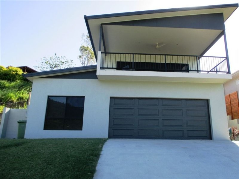 6 Parker Road, Cannonvale QLD 4802