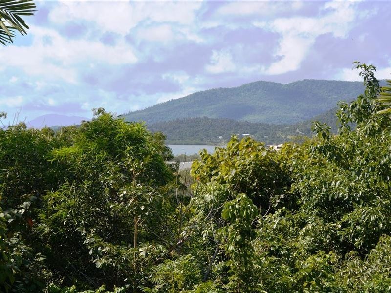 1/15 Flame Tree Court, Airlie Beach QLD 4802