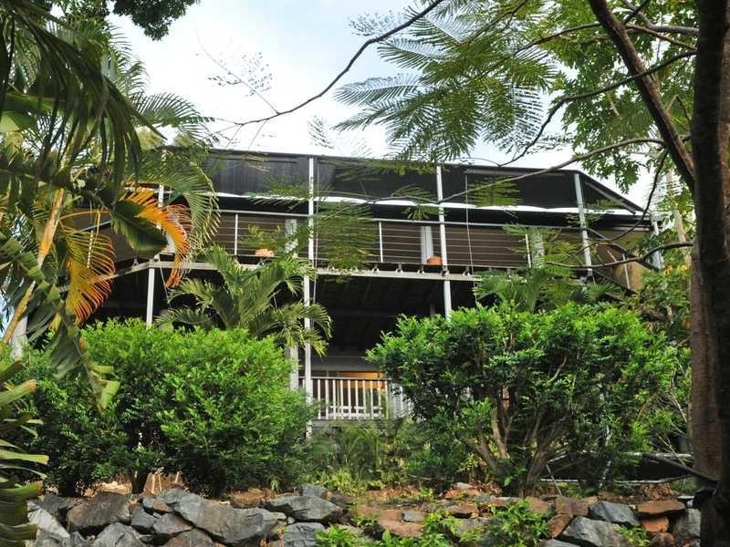 5 Woodwark Crescent, Cannonvale QLD 4802