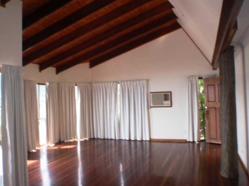 2 Stewart Drive, Cannonvale QLD 4802