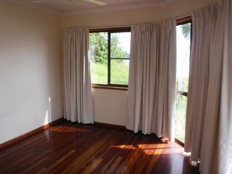 2 Stewart Drive, Cannonvale QLD 4802