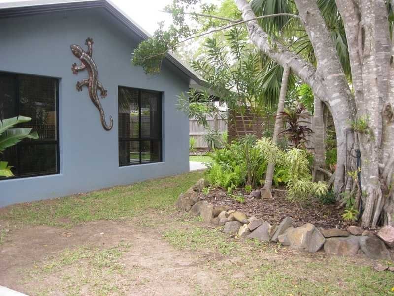 29 Ridge View Road, Cannonvale QLD 4802