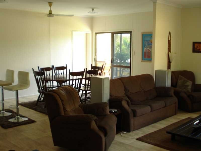 13 Balaka Street, Cannonvale QLD 4802