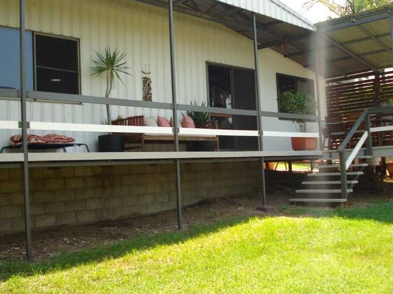 13 Balaka Street, Cannonvale QLD 4802