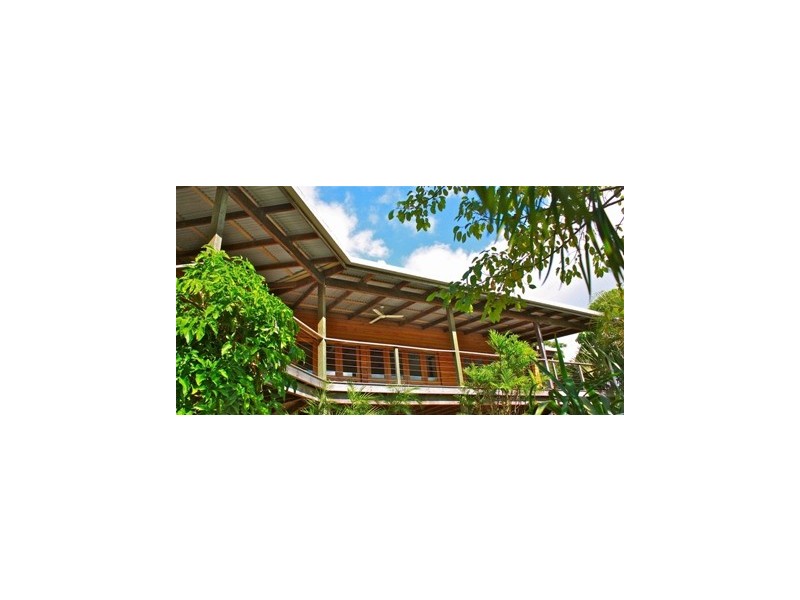 41 Jones Road, Cannonvale QLD 4802