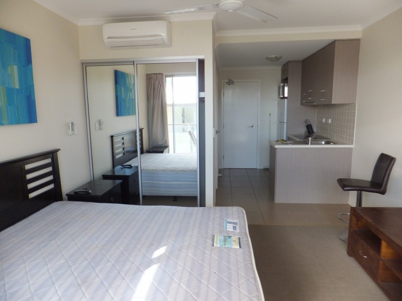 7B/14 Waterson Way, Airlie Beach QLD 4802