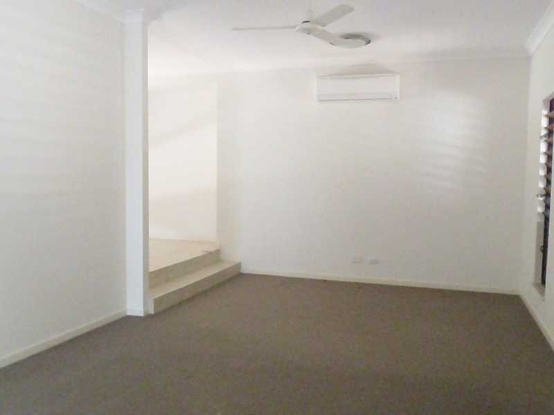 39 Eshelby Drive, Cannonvale QLD 4802