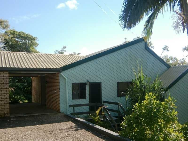 1A Stewart Drive, Cannonvale QLD 4802