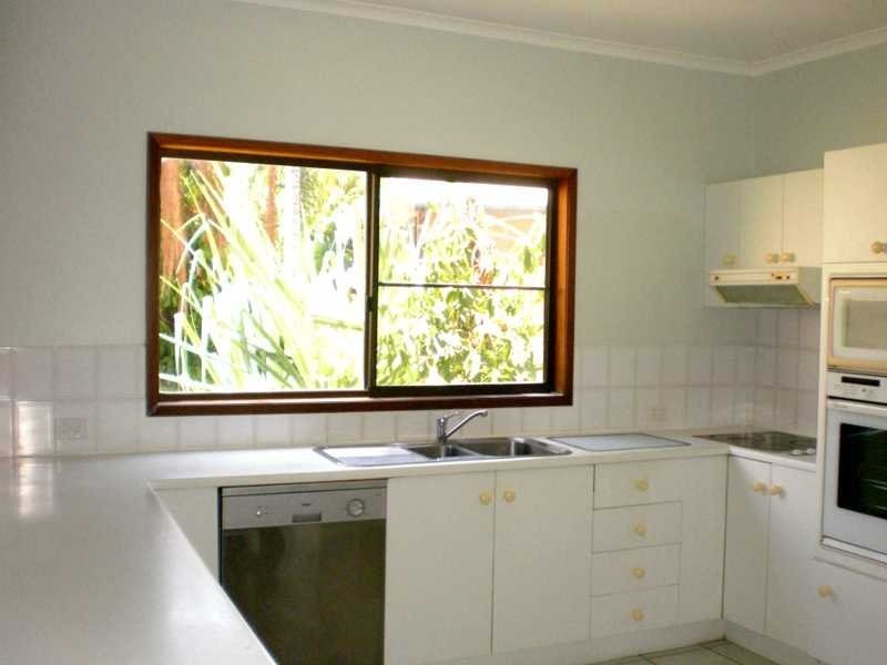 1A Stewart Drive, Cannonvale QLD 4802