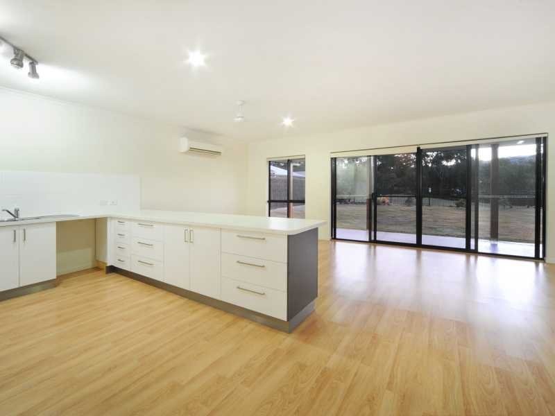 3 Waite Creek Court, Cannonvale QLD 4802