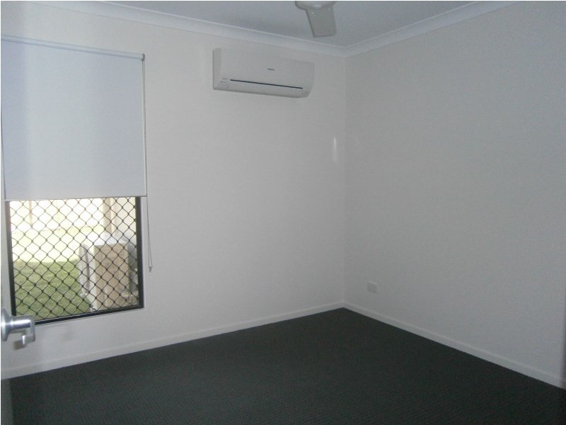 1 Keel Court, Cannonvale QLD 4802