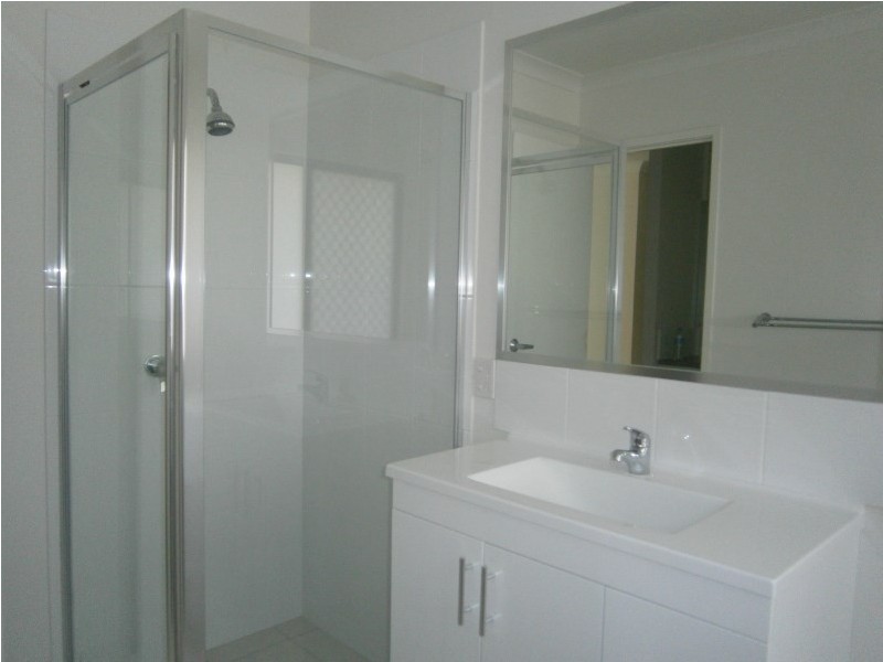 1 Keel Court, Cannonvale QLD 4802