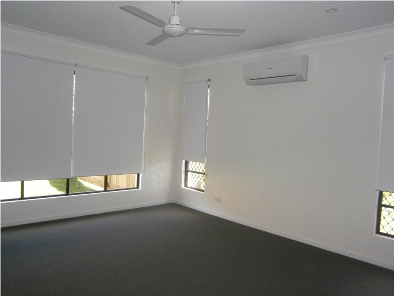 1 Keel Court, Cannonvale QLD 4802