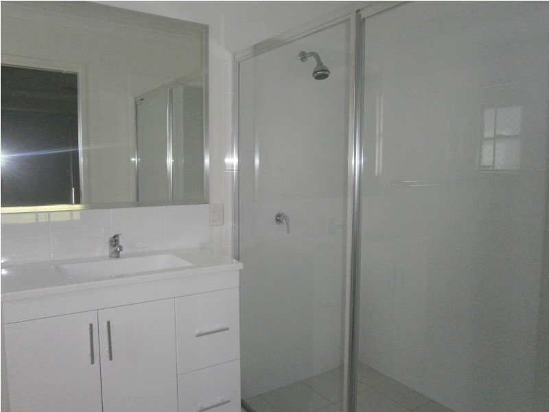 1 Keel Court, Cannonvale QLD 4802