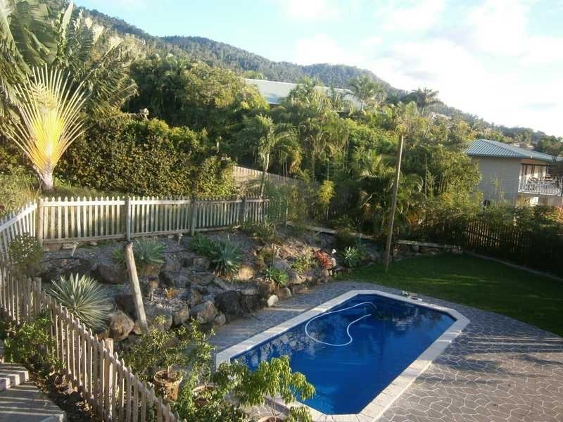 61 Eshelby Drive, Cannonvale QLD 4802