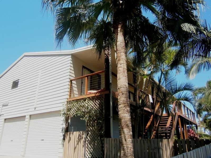 61 Eshelby Drive, Cannonvale QLD 4802